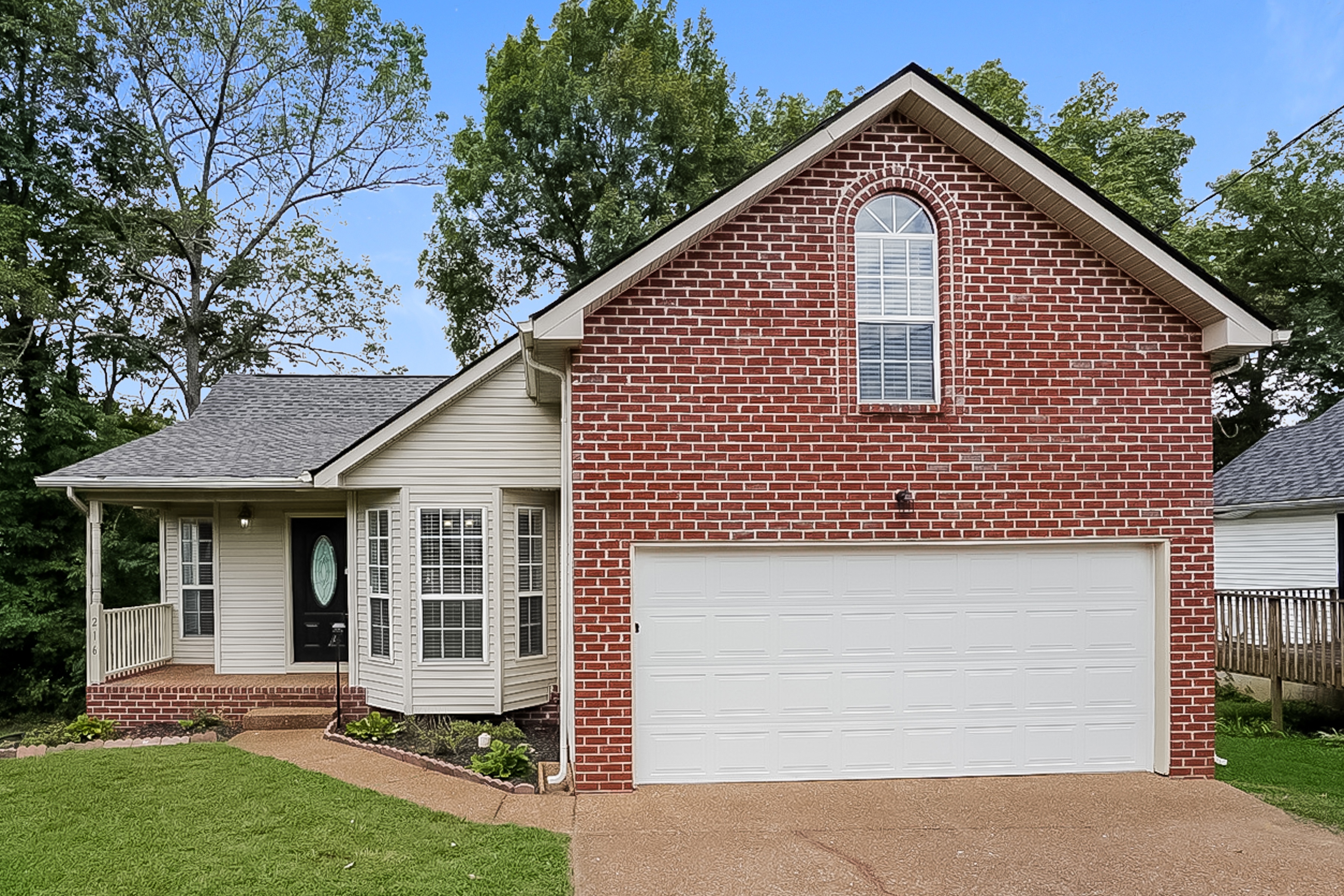 216 Shoemaker Ct Antioch, TN 37013